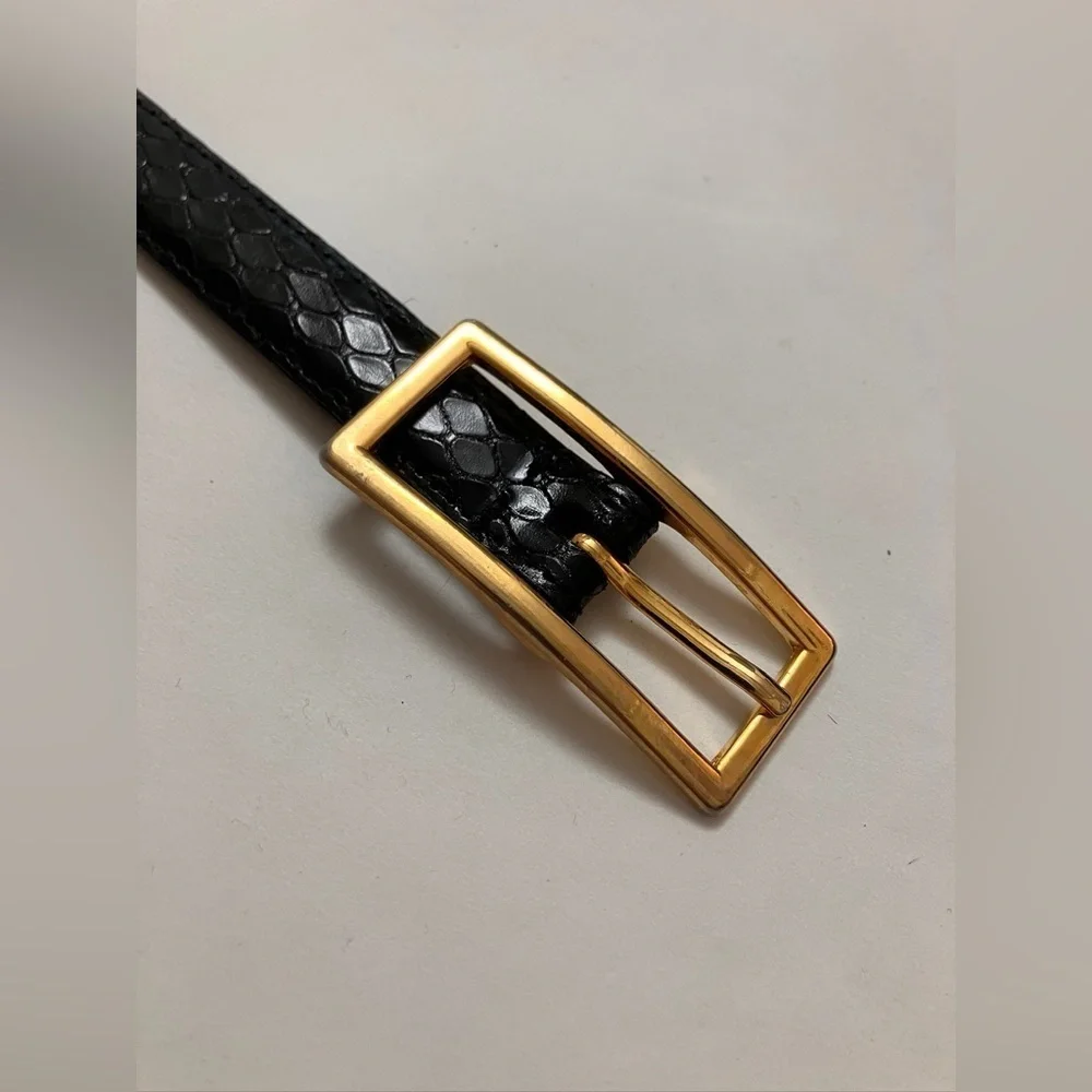 ELLEN TRACY vintage leather belt with Century Canada buckle